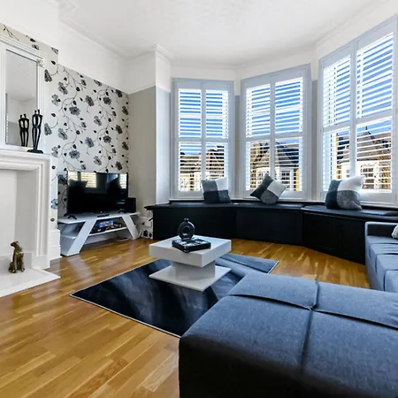 Appartement Peaceful And Radiant 3Br Flat à Londres Extérieur photo